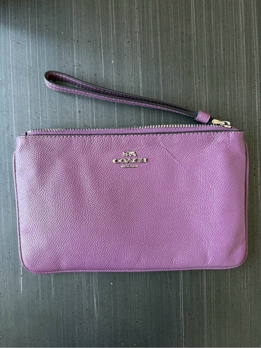 COACH Purple Crossgrain Leather Zip Wallet 2017